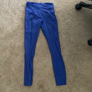 Lululemon fast and free tight size 4 blue worn 1 time